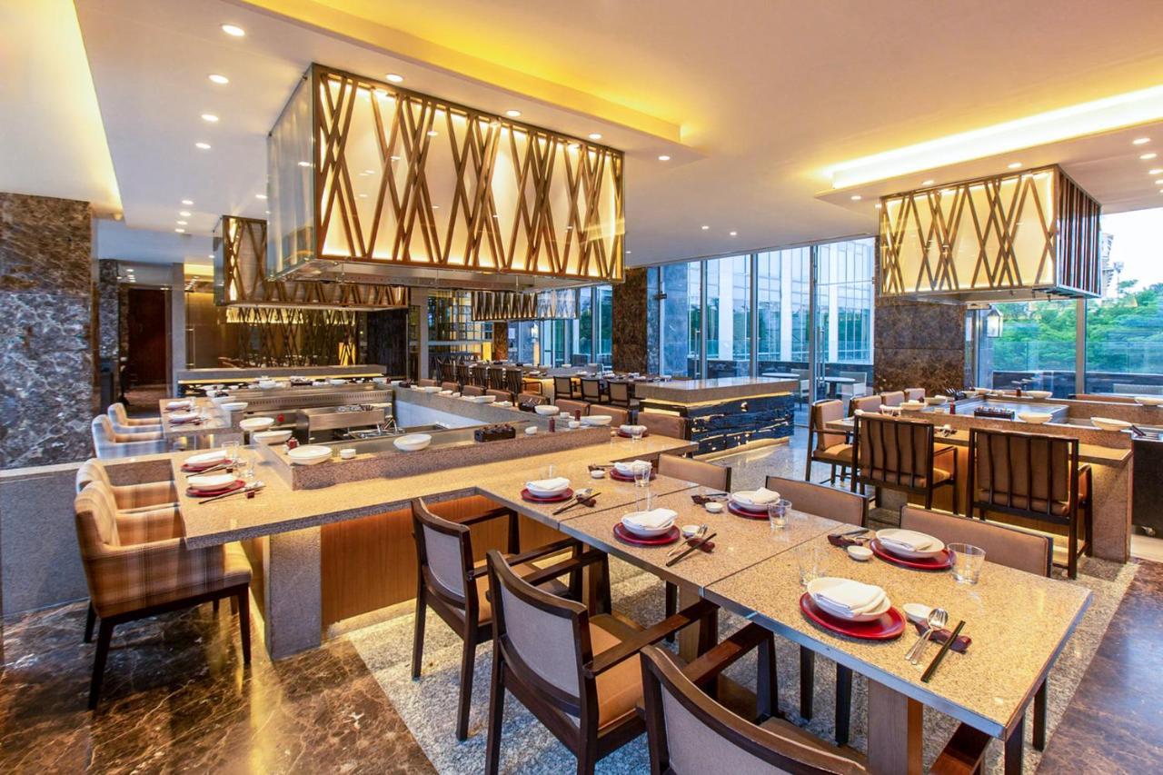 Hotel Hyatt Ahmadabad Zewnętrze zdjęcie The restaurant
